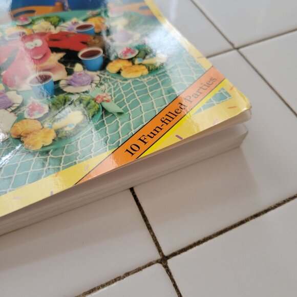 The Disney Party Handbook By Alison Boteler 1992 First Edition Paperback Vintage - Picture 6 of 6